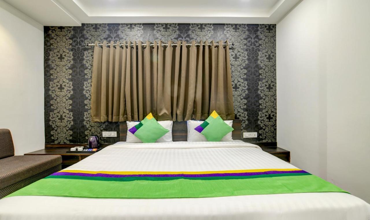 Treebo Grand Euro Pipliyahana Square Indore Exterior photo